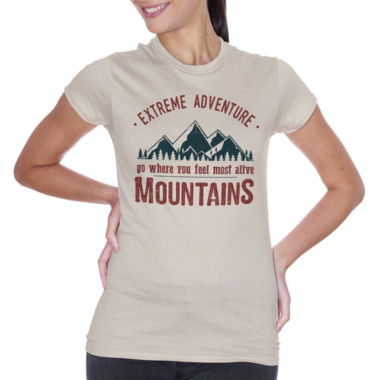 Gray T-Shirt Extreme Adventure Go Where You Feel Most Alive Mountains Camp Camping Nature Freedom | Vai Dove Ti Senti Più Vivo La Montagna - DIVERTENTE CucShop
