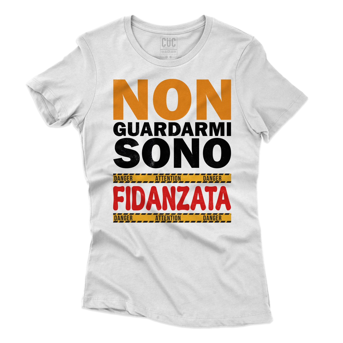 CUC T-SHIRT Non guardarmi sono fidanzata - SAN VALENTINO - Divertente - Regalo -  #chooseurcolor