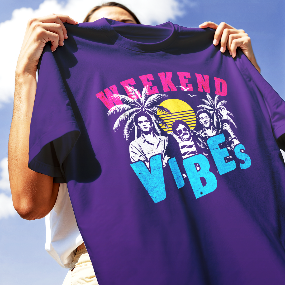 T-SHIRT CUC WEEKEND VIBES film cult divertente anni 90 PUR M [IMGKEY:PUR:M:2]